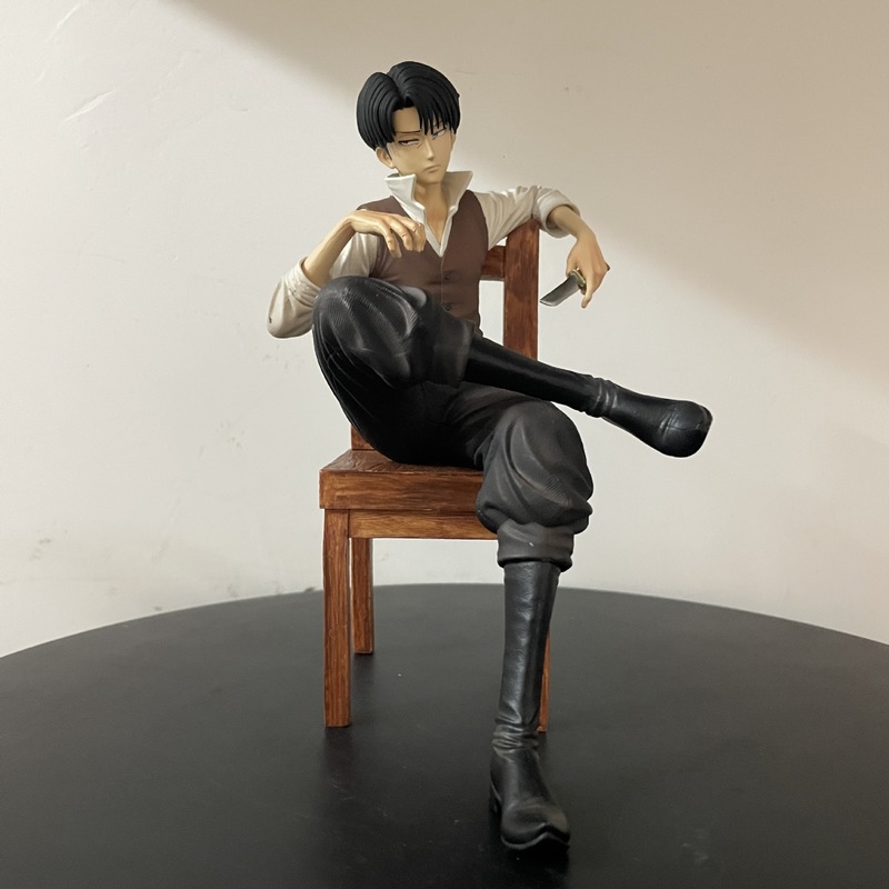 Figura de Levi Ackerman de Att - Anime Merchandise Box reseña y precio