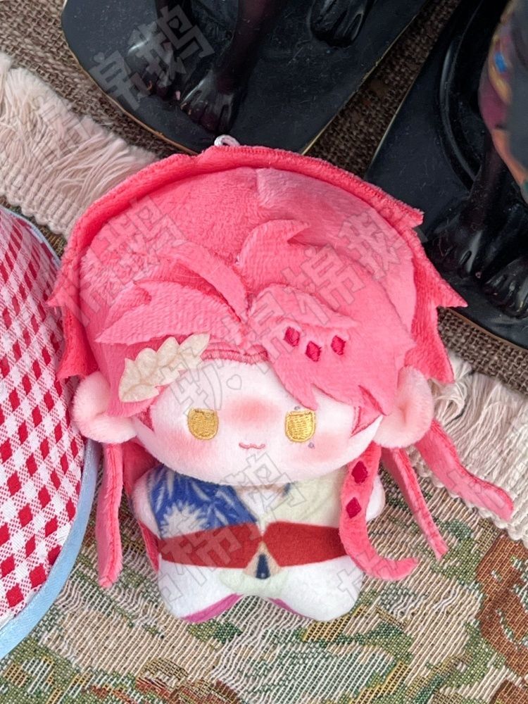 Muñeco de peluche de 10 cm de  - Anime Merchandise Plush Toys reseña y precio